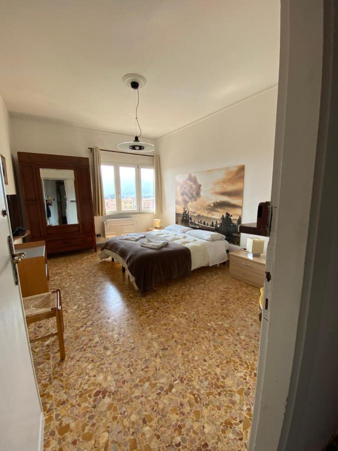 B&B Del Viaggiatore Sarzana Exterior foto